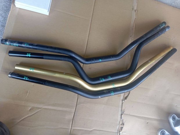 K�nuszos alu korm�ny