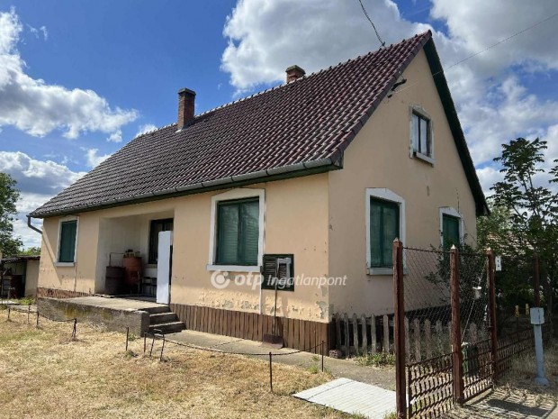 Kony�ri 90 nm-es h�z elad�