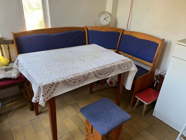Konyhba Sarok tkez
