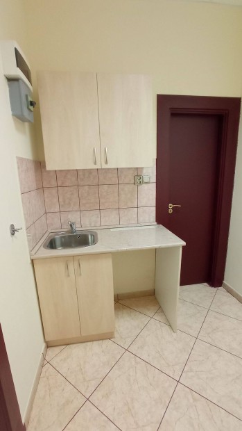 Konyhab�tor kompakt, �jszer�