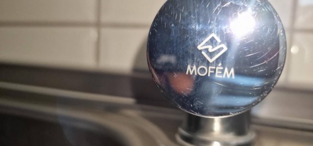 Konyhabútor megkímélt állapotban