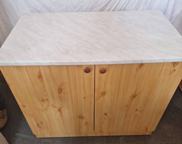 Konyhaszekr�ny mosogat�.Munkalappal.Feny� f�li�s.