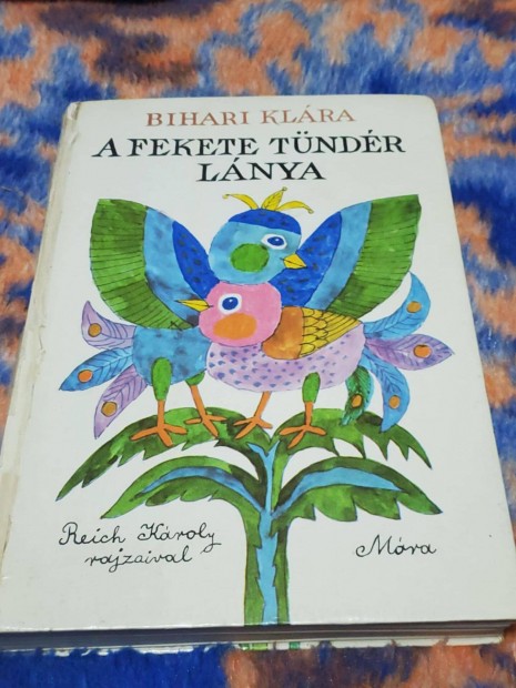 Knyv: Bihari Klra - A Fekete Tndr lnya