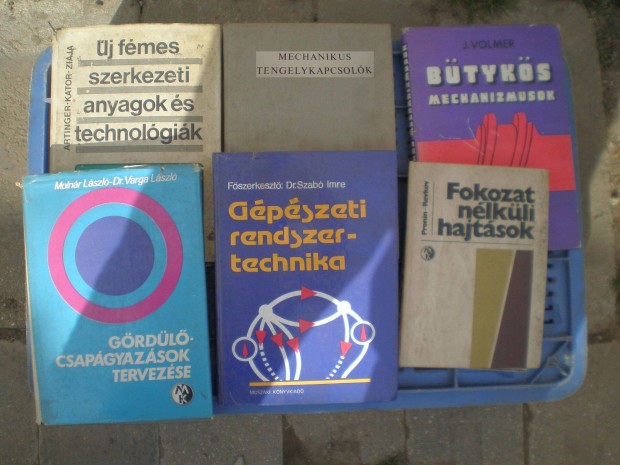 Könyvek,szerkezeti anyagok,tengelykapcsolók,csapágyazások,hajtások,
