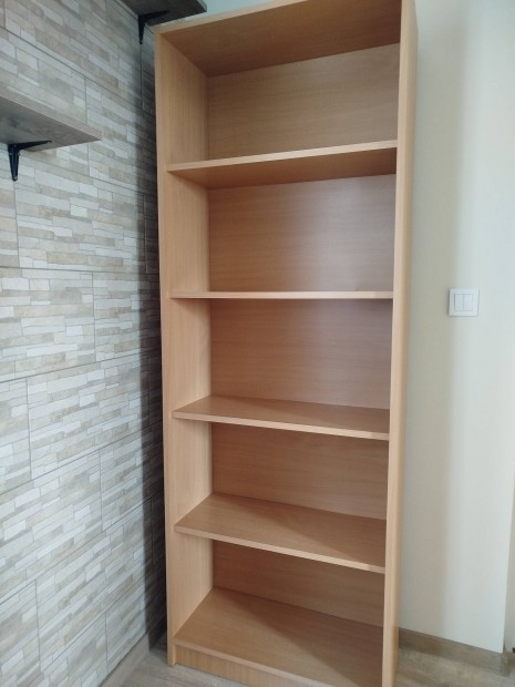 Könyvespolc eladó