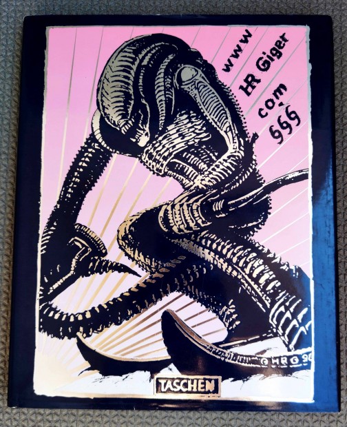 Knyvritkasg: www HR Giger Com, 1996 10 000 Ft