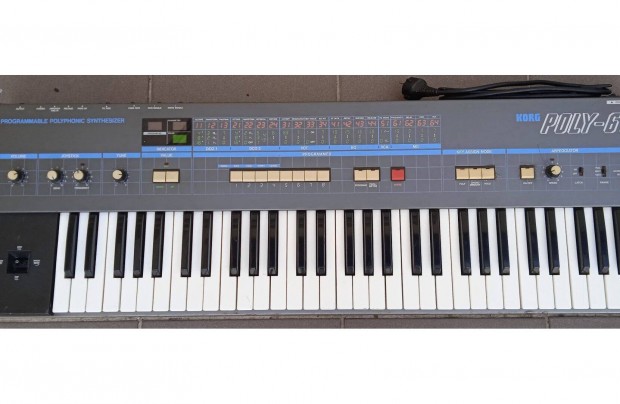 Korg Poly 61 szintetiztor