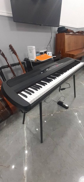 Korg SP 280 Digitlis zongora 