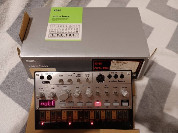 Korg Volca Bass Analogue Synth