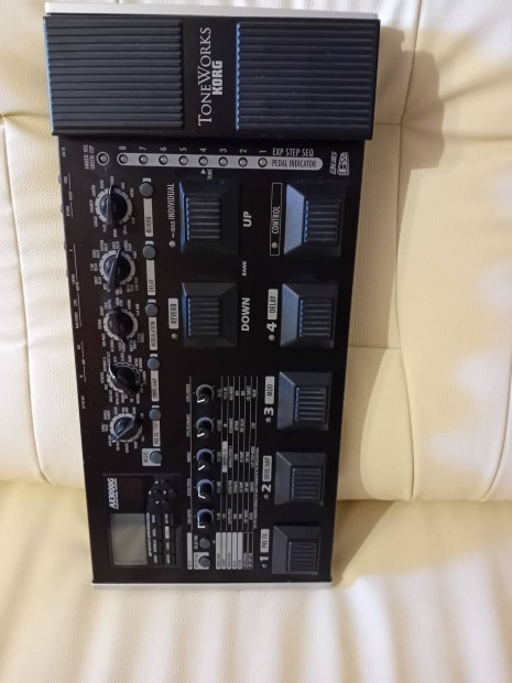 Korg ax 3000g