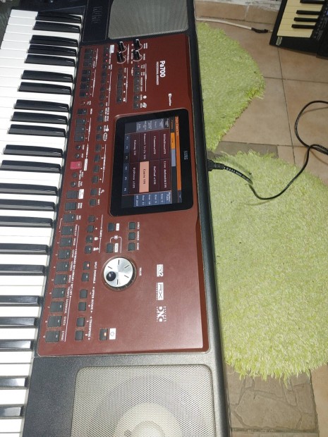 Korg pa 700 elado