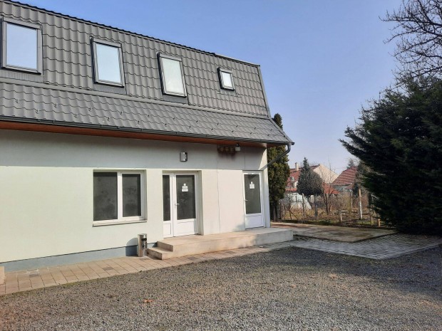 K�rh�z k�zel�ben utcai bej�ratos �zlethelyis�g kiad�