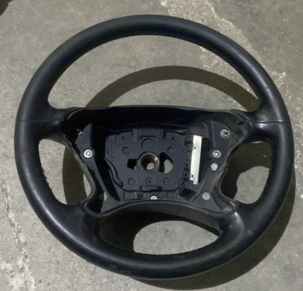 Korm�ny A21946016039E37 elad�