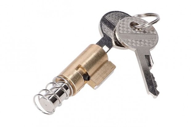 Korm�nyz�r 2 kulccsal Puch