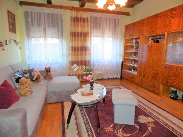 Krmendi 52 nm-es hz elad