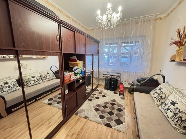 K�rmendi 98 nm-es h�z elad�