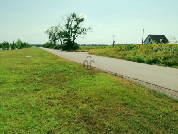 K�rnye ipari szomsz�ds�g�ban 2,2 hekt�r ipari beruh�z�s�ra