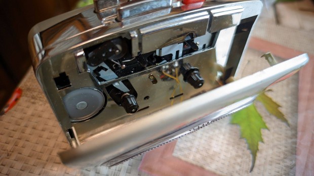 Korola ST-486 felvevős walkman eladó