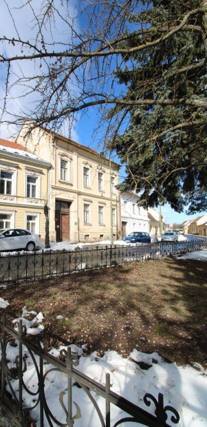 K�szeg belv�ros�ban polg�ri jelleg� lak��p�let elad�