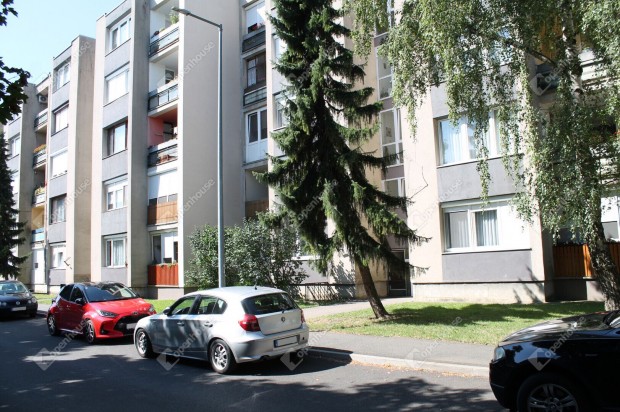 Kőszegi eladó 58 nm-es lakás