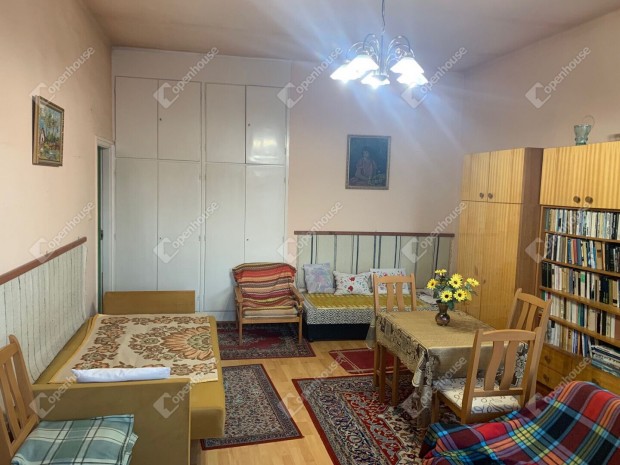 K�szegi elad� 59 nm-es lak�s