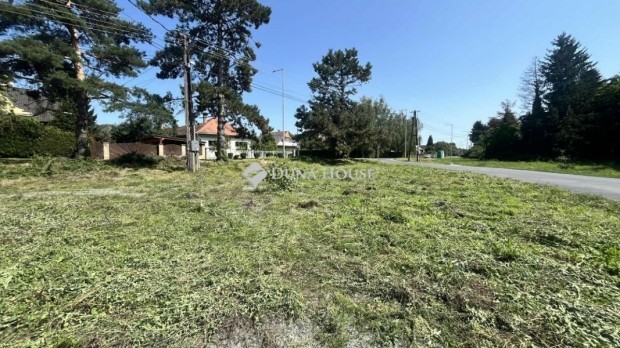 K�szegi elad� 992 nm-es telek