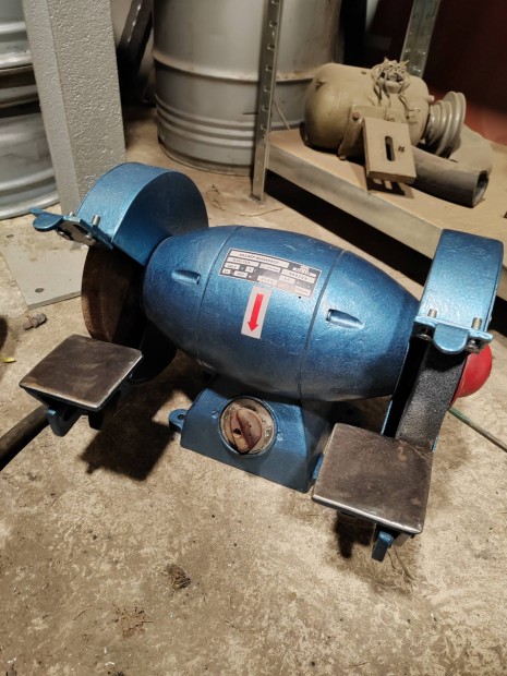 K�sz�r�g�p, k�sz�r� 