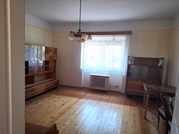 Ktajban kzponti helyen elad egy 117 m2-es csaldi hz!