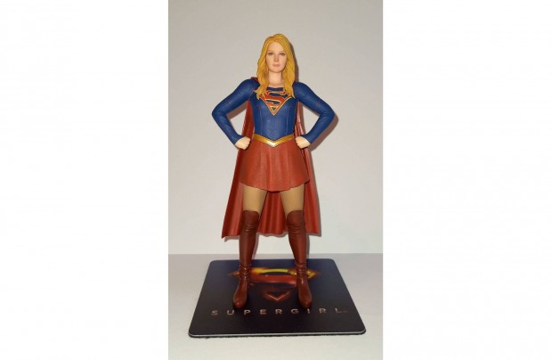 Kotobukiya Supergirl sorozat figura / szobor