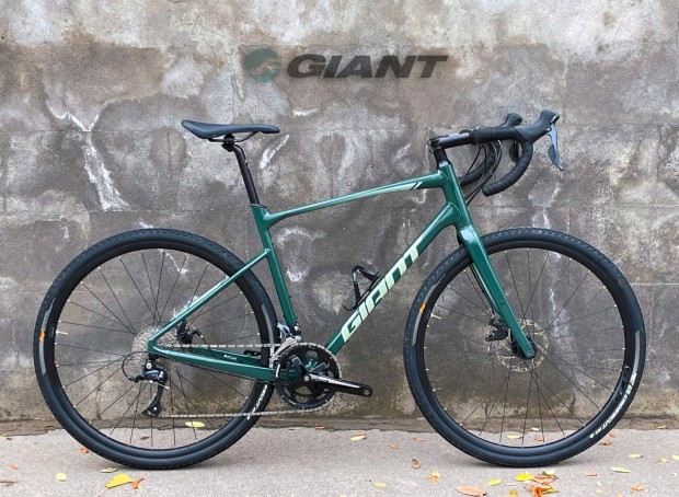 Kzel j Giant Revolt 2 gravel kerkpr!