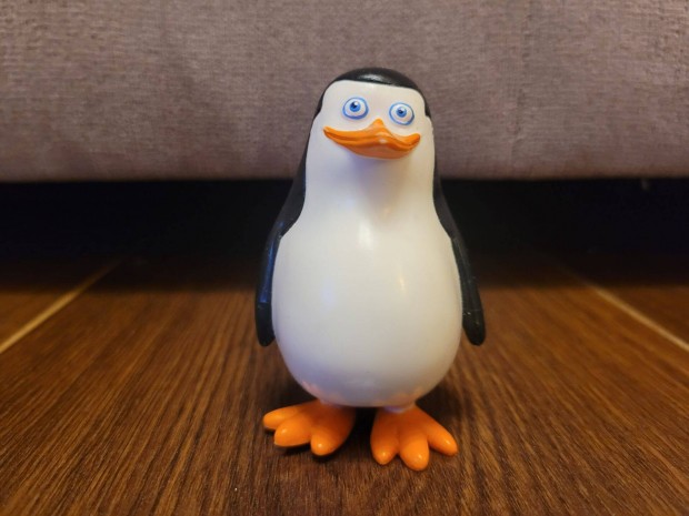 Kzlegny figura a Madagaszkr pingvinjeibl elad!