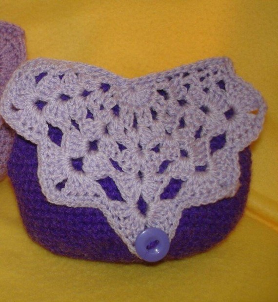 Kozmetikai t�ska neszesszer horgolt