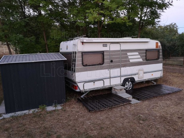 K�zm�ves �p�t�si TELEK BALATONKENESE folyamatosan fejl�d� r�sz�n!