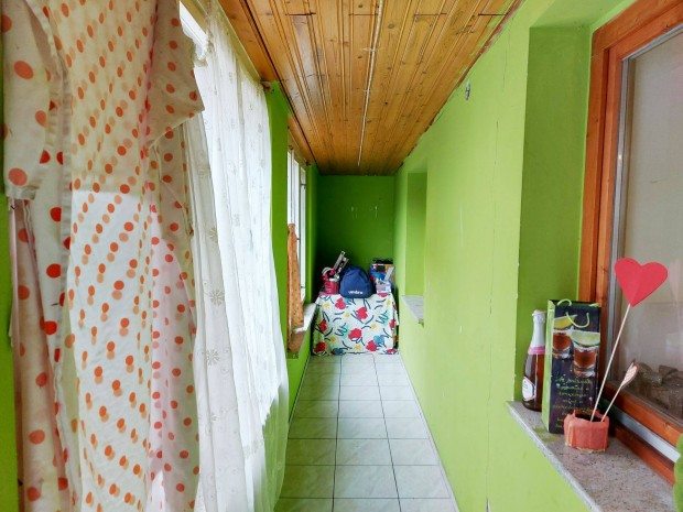 Központ-közeli családi ház eladó Dunaföldváron!