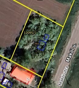 K�zvetlen aszfaltos megk�zel�t�s, v�ros k�zels�ge �s re�lis be�p�t�si