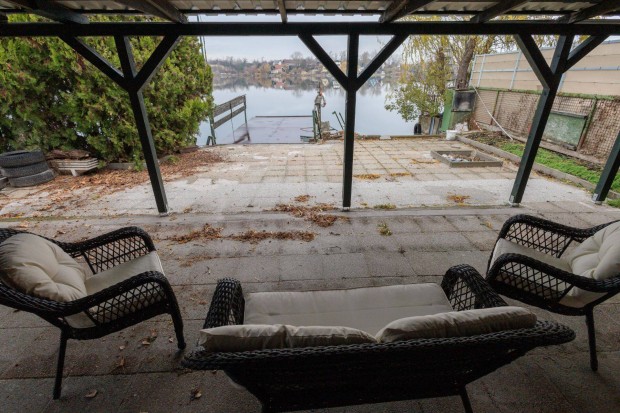 K�zvetlen t�parti t�len ny�ron lakhat� h�z/nyaral� Szigetszentmikl�s