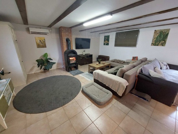 K�zvetlen v�zparti nyaral� Kapos�jlakon  5 m�terre a t�t�l