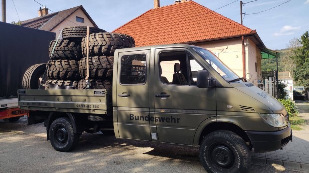 Kraz 255B honvdsgi katonai vagy bnyabillencs terepgumik