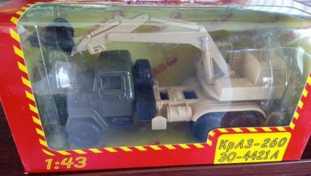 Kraz 260 markolo EO-4421A kisauto modell 1/43 Elad