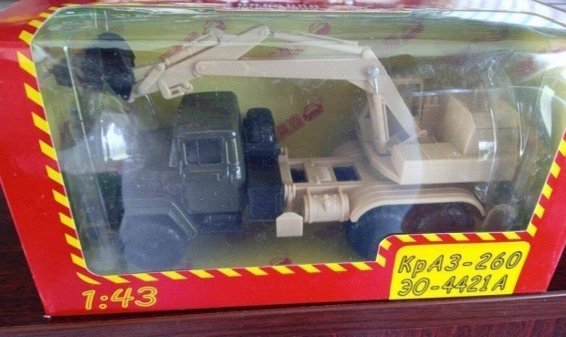 Kraz 260 markolo EO-4421A kisauto modell 1/43 Elad