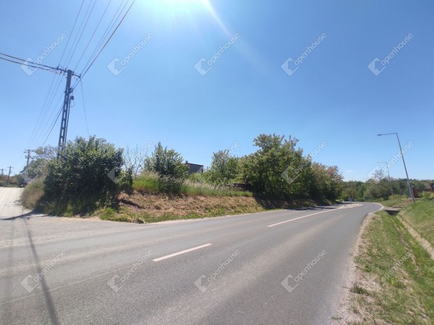 Kreat�v �j tulajdonos�t keresi......