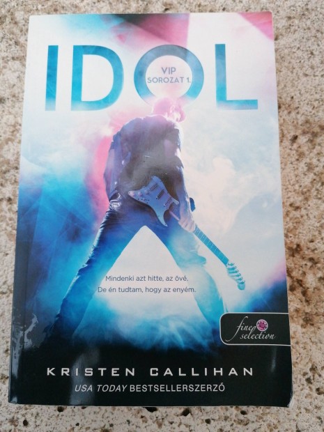 Kristen Callihan - Idol