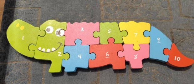 Krokodilos számos fa puzzle, kirakó