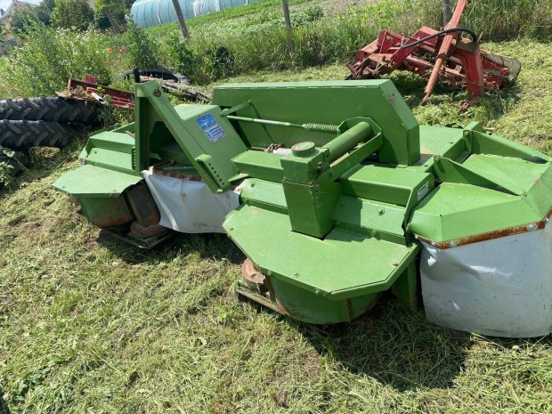 Krone 320 -as Trcss Frontkasza