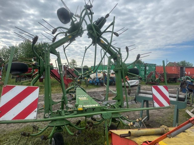 Krone 7.70 -es Rendterítő , Rendkezelő . 6 Rotoros