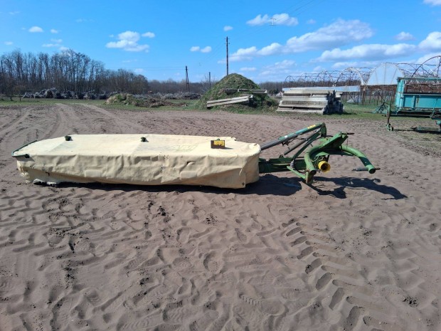 Krone AM 323 S tip 320 cm sz�les t�rcs�s diszkes kasza f�kasza