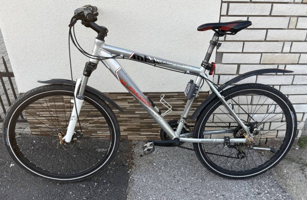 Kross Hexagon V6 MTB kerékpár