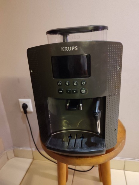 Krups Digitlis Szervizelt EA 816170 Szrke