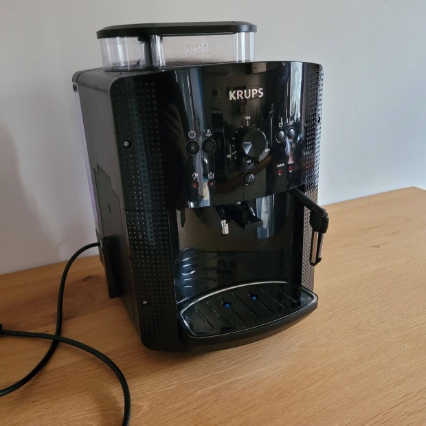 Krups EA8108 Essential Automata kávéfőző