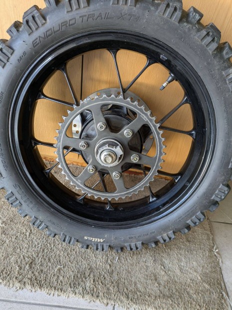 Ktm 390 ker�k elad�